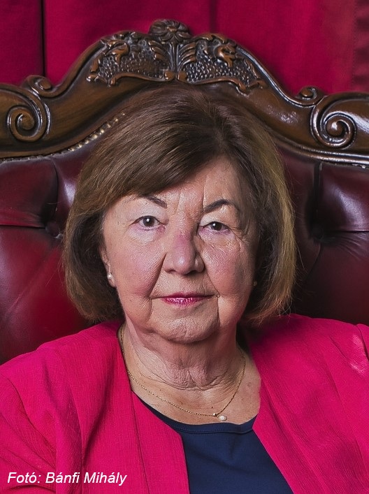 Pákozdi Éva - Üvegbakancs-díj 2022